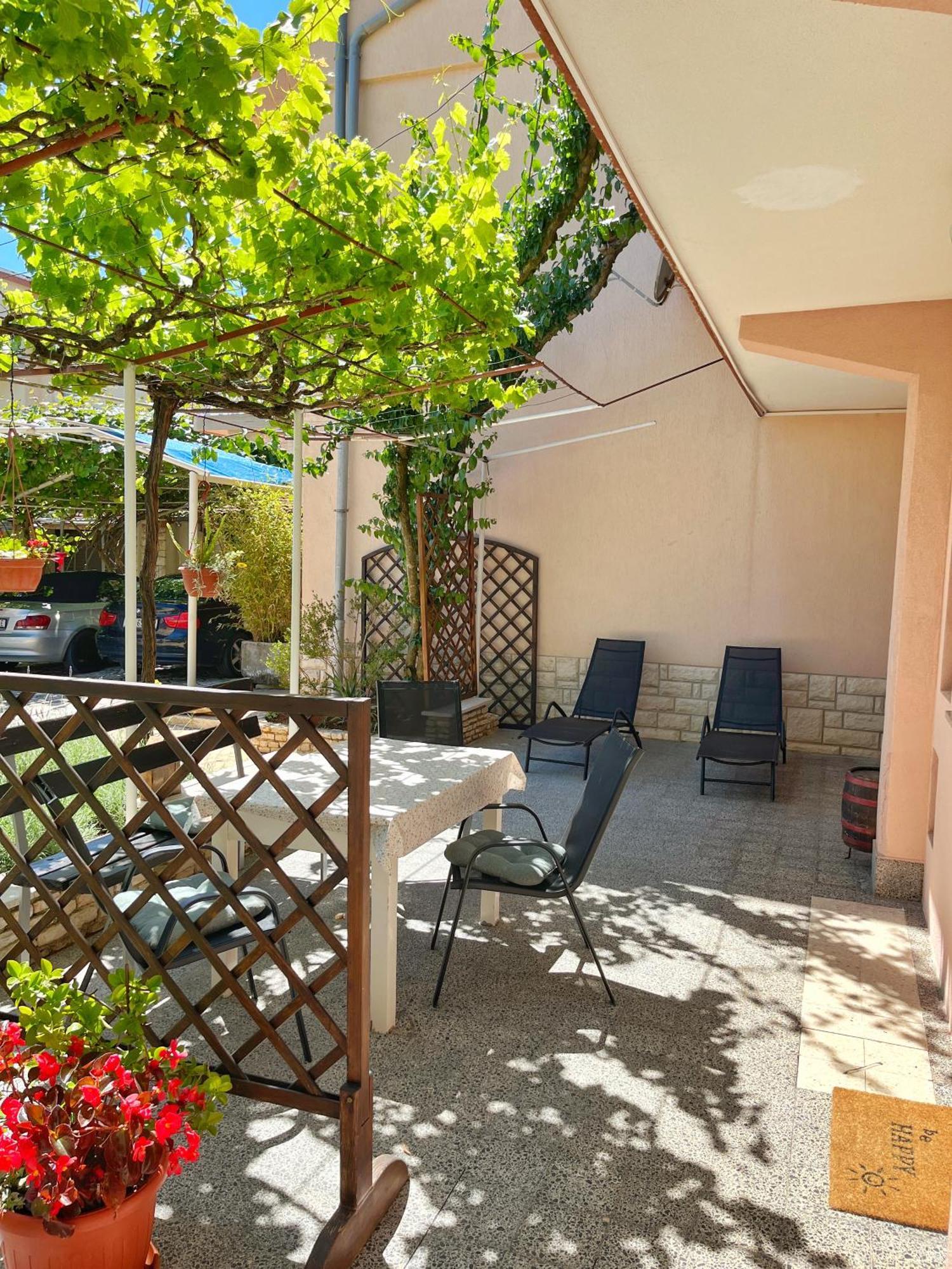 Apartment Nino In PUY Exterior foto